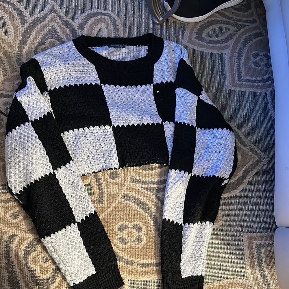 Cropped sweater